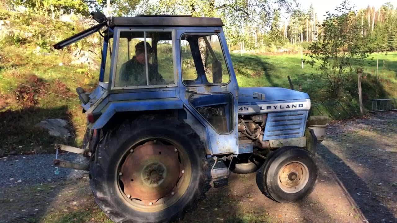 Leyland 245 tractor